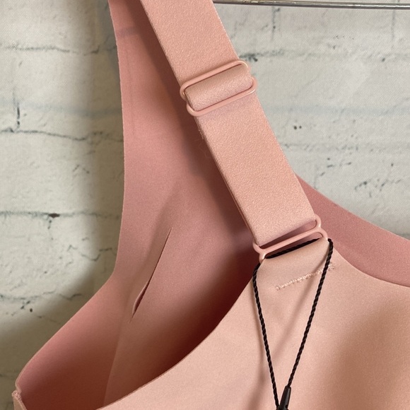 Knix Revolution Adjustable Pullover Bra Sz M Rose Water Baby Pink Everyday Bra - Picture 13 of 15